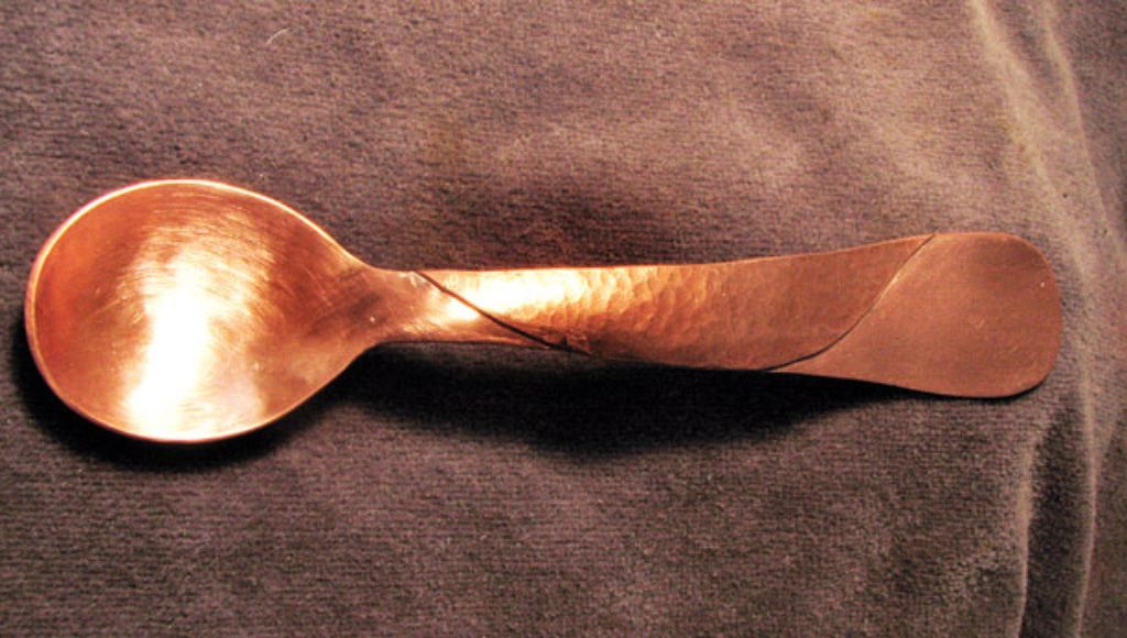 Copper model for a spoon